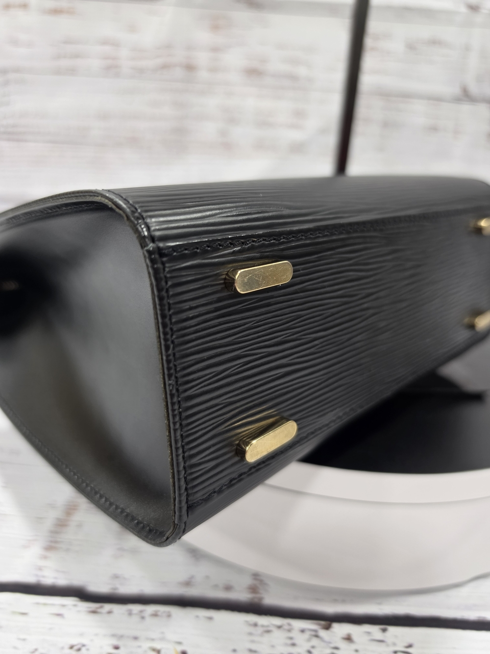 Louis Vuitton Black Epi Leather Figari PM - Picture 5 of 10